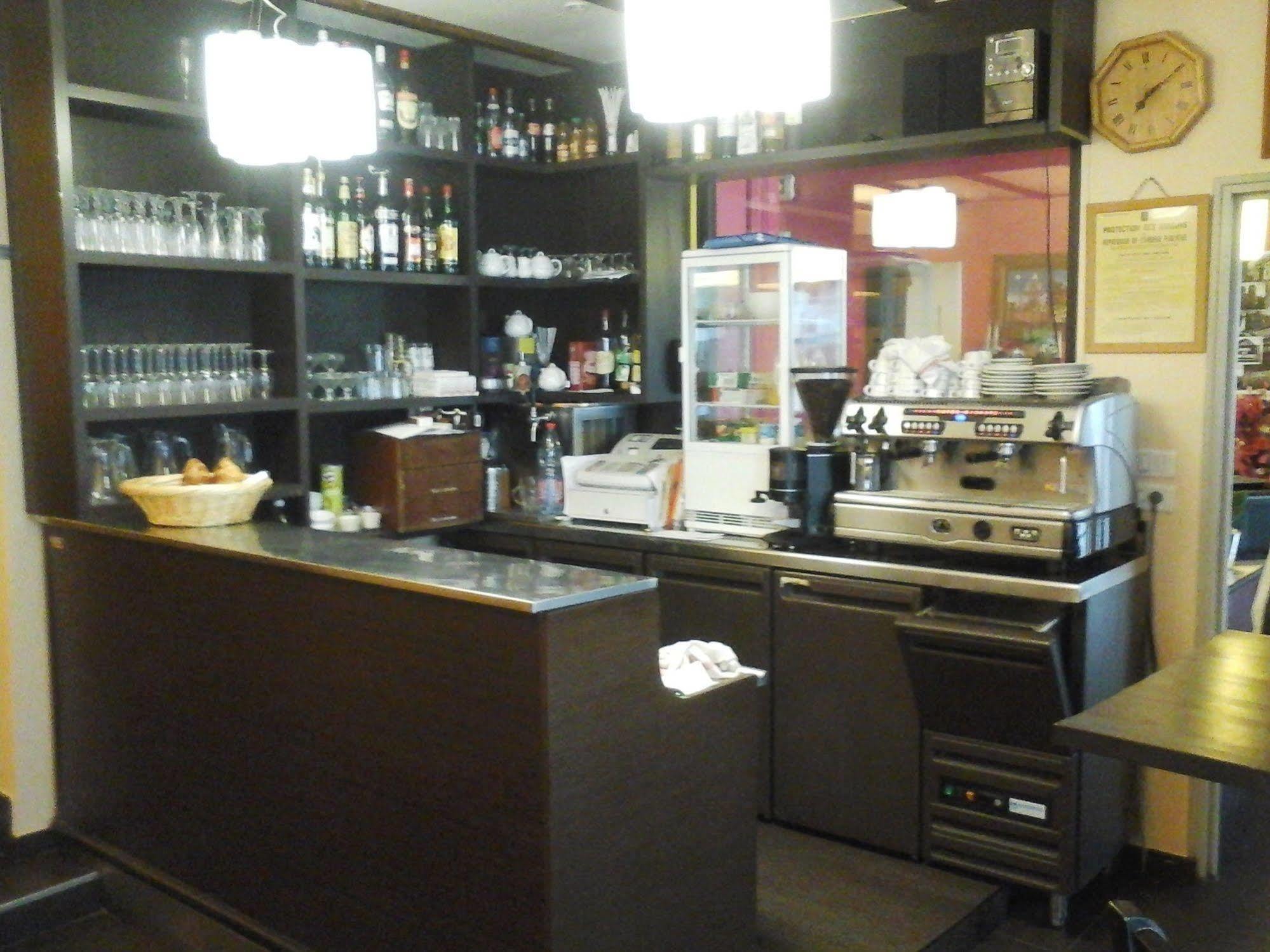 Le Myosotis Hotel ปารีส ภายนอก รูปภาพ